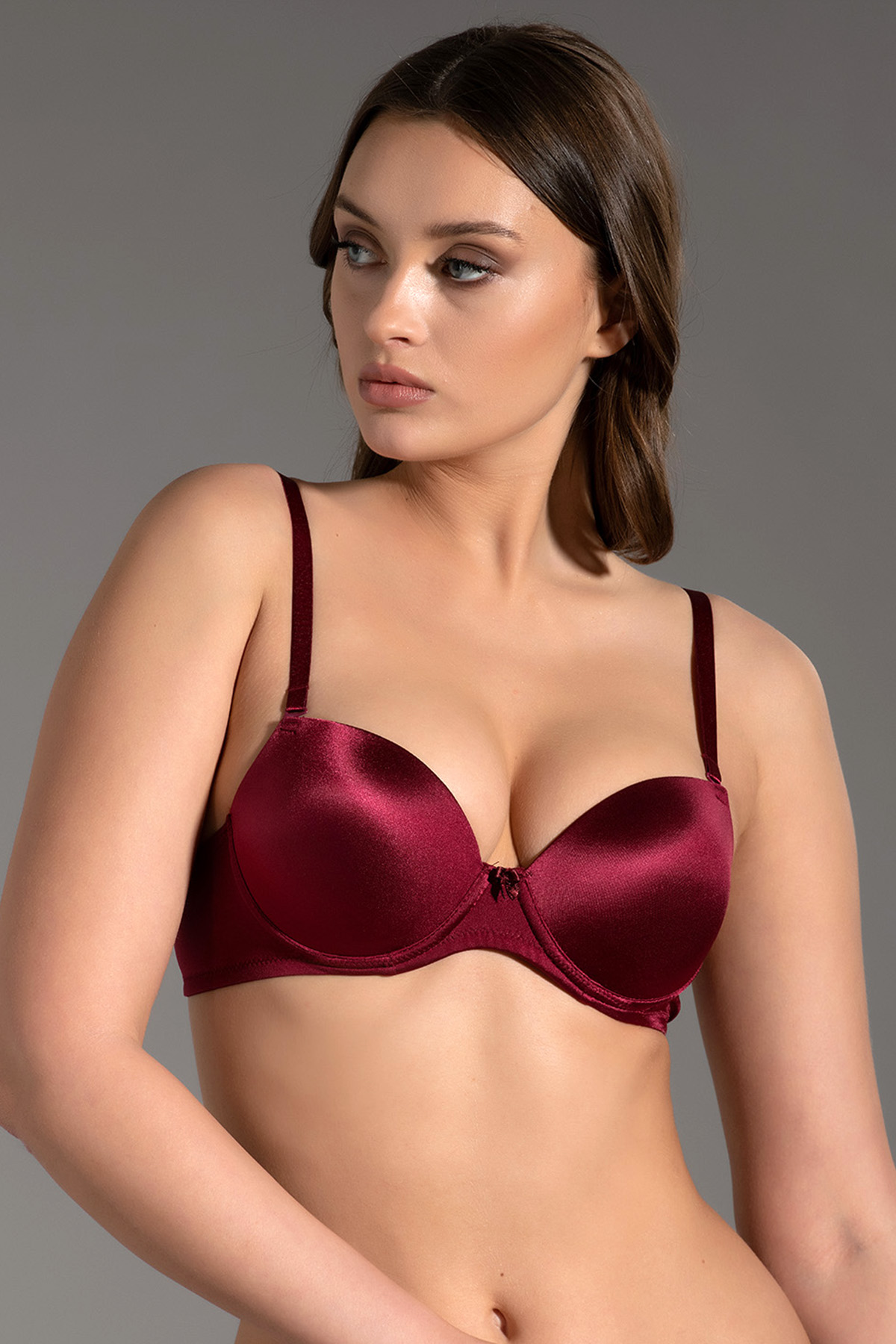 7025 - Desteksiz Basic Sütyen