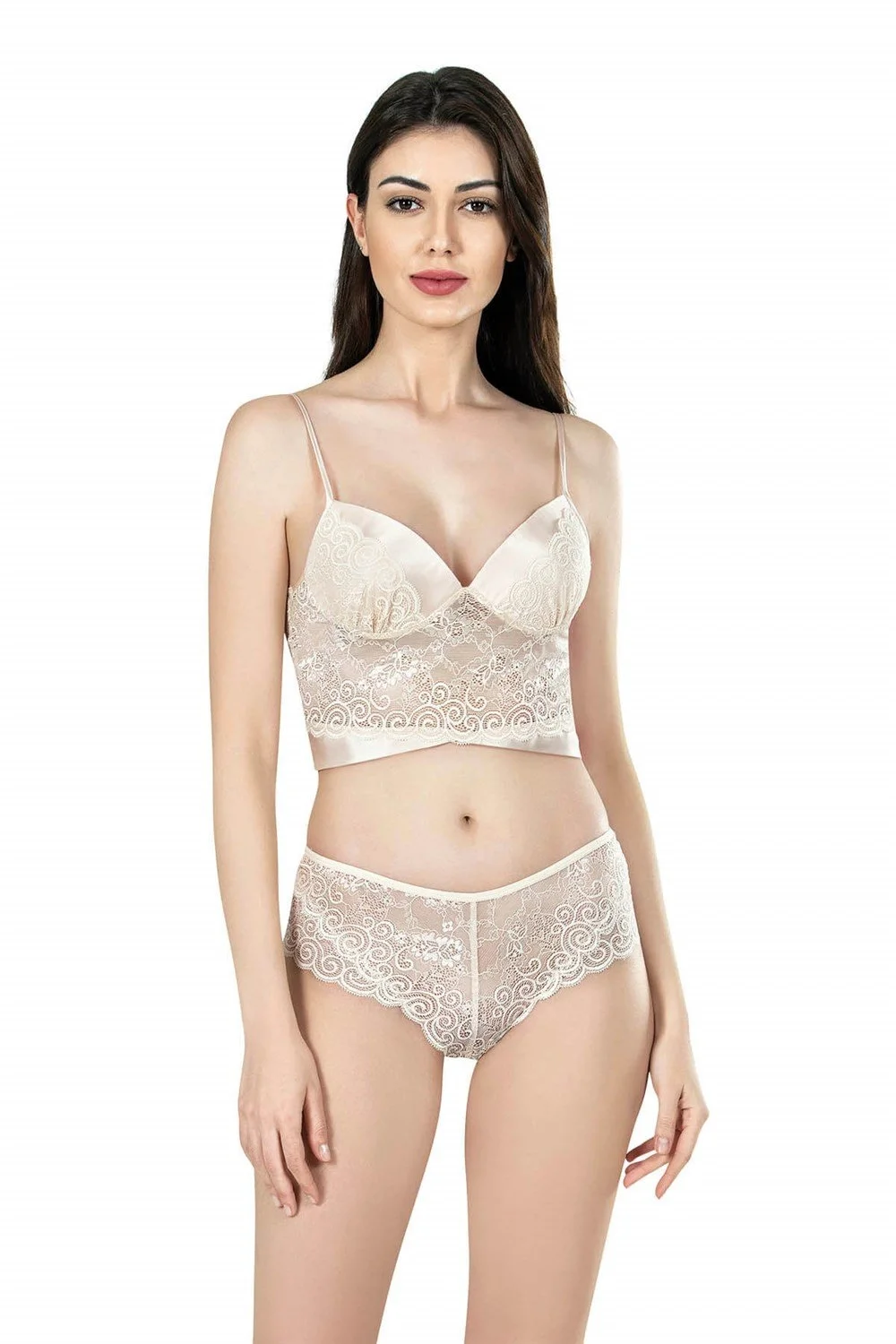 Ahu Fildişi Büstiyerli Üçlü Saten Gecelik Babydoll Şort Takımı, kremi dantelli, şık kadın iç giyim seti