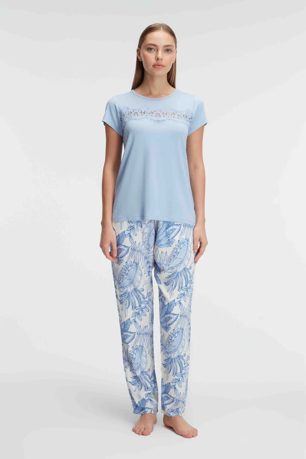 Anıl Anıl 9885 Kısa Kol Bisiklet Yaka Kadın Viskon Çiçek Desenli Yazlık ÖRME Dantel Detaylı Pijama Takımı Pijama Takımları Toptan