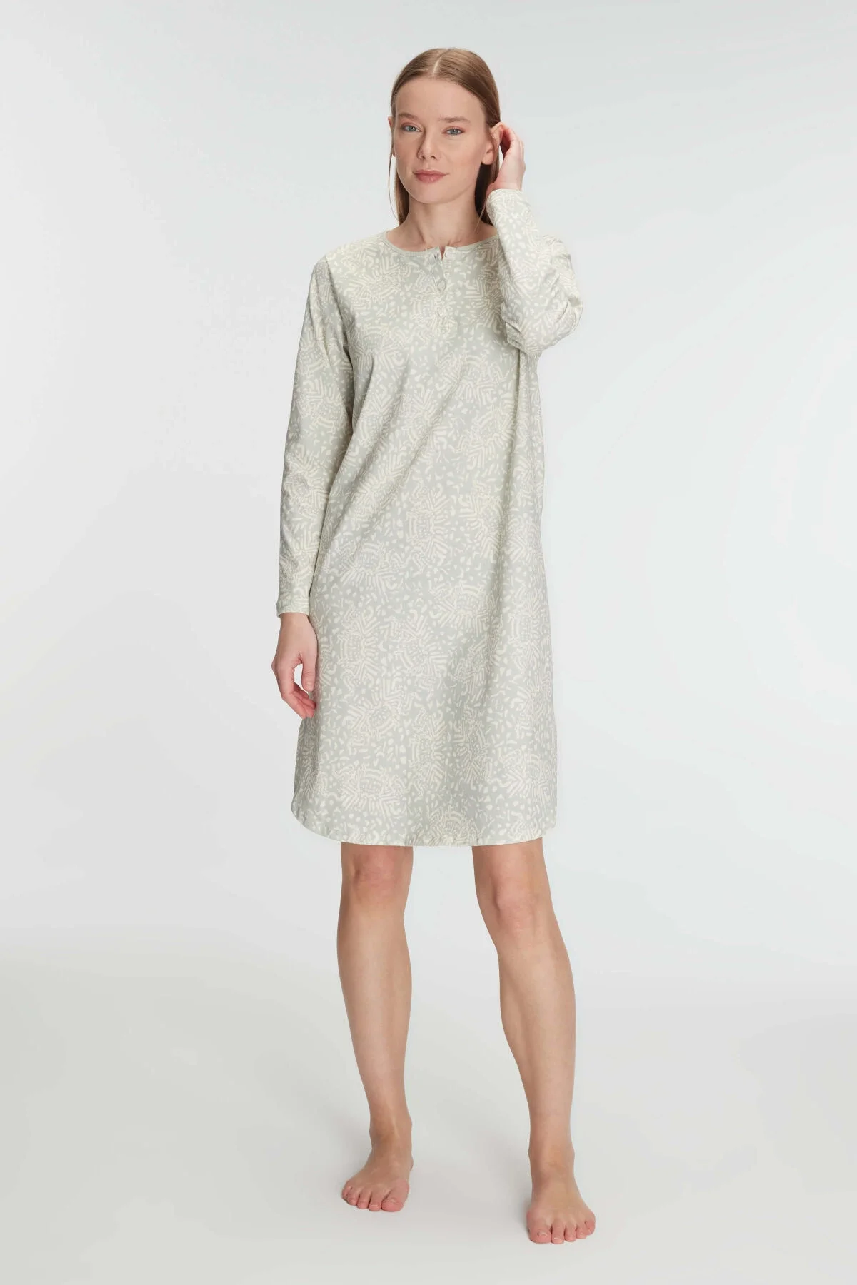 Anıl Anıl Kadın 100% Pamuklu Uzun Kollu Gecelik – Doğal, Rahat ve Yumuşak Dokulu Kışlık Ev Şıklığı 11296 Gecelik Sabahlık Takım Toptan