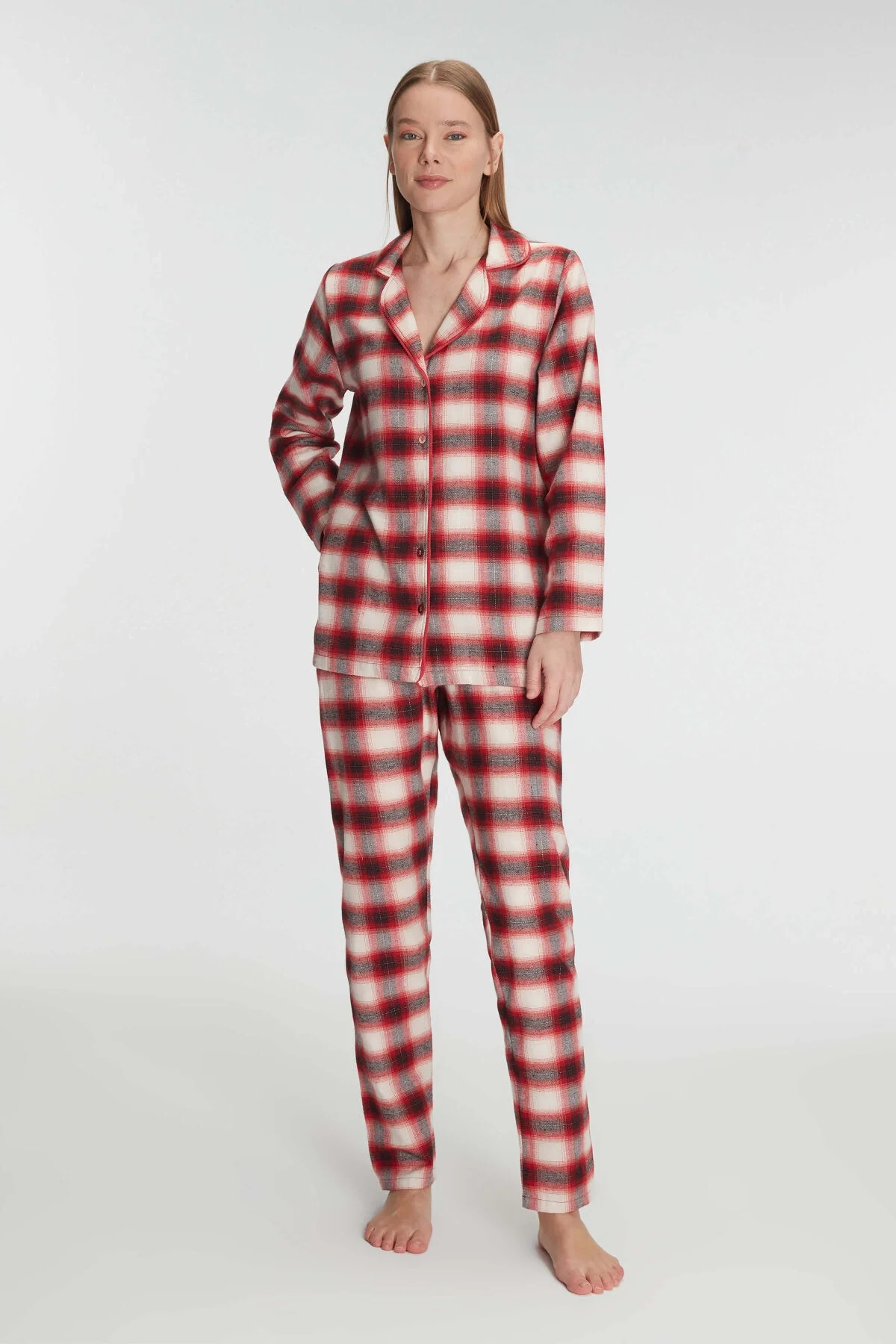 Anıl Anıl Kadın Pamuklu Uzun Kollu Kare Desenli Gömlek ve Pantolon Takım – Kışlık Pijama Takımı 11238 Pijama Takımları Toptan