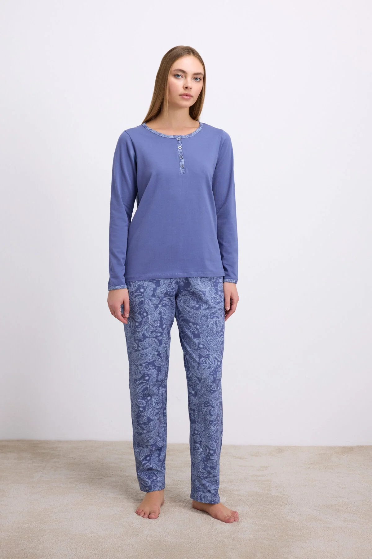 Anıl Kadın Uzun Kollu T-Shirt ve Desenli Pantolon Pijama Takımı (11566)