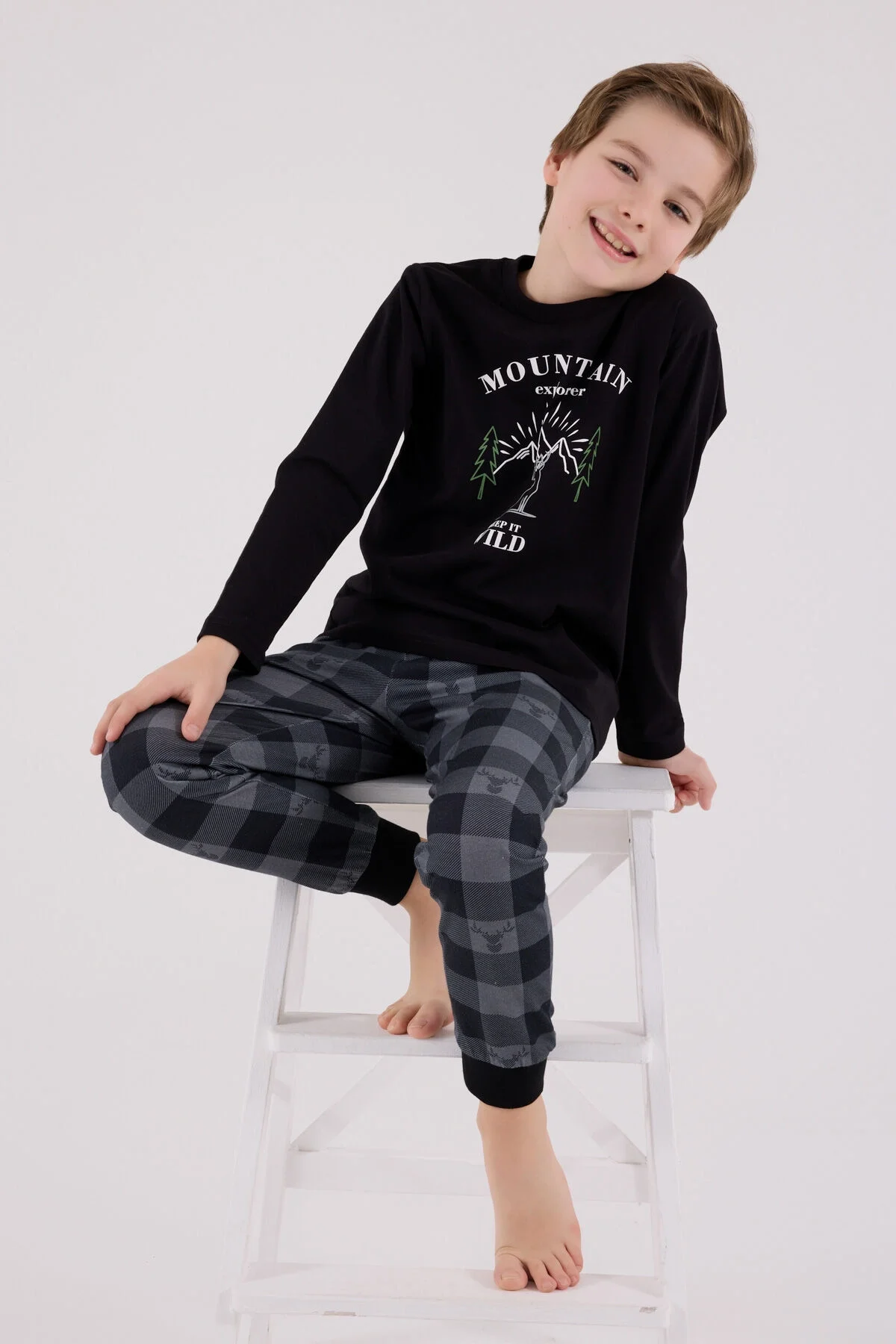 Arnetta Arnetta Erkek Çocuk Siyah Pijama Takımı Pijama Takımı Toptan