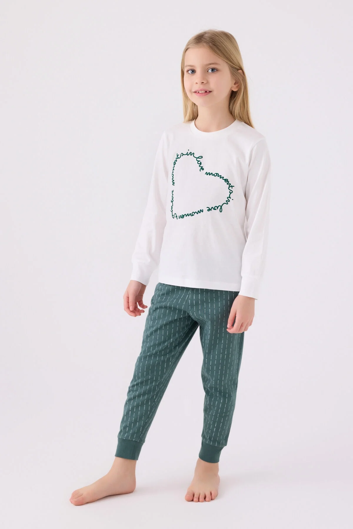 Arnetta Arnetta Kız Çocuk Beyaz Pijama Takımı Pijama Takımı Toptan