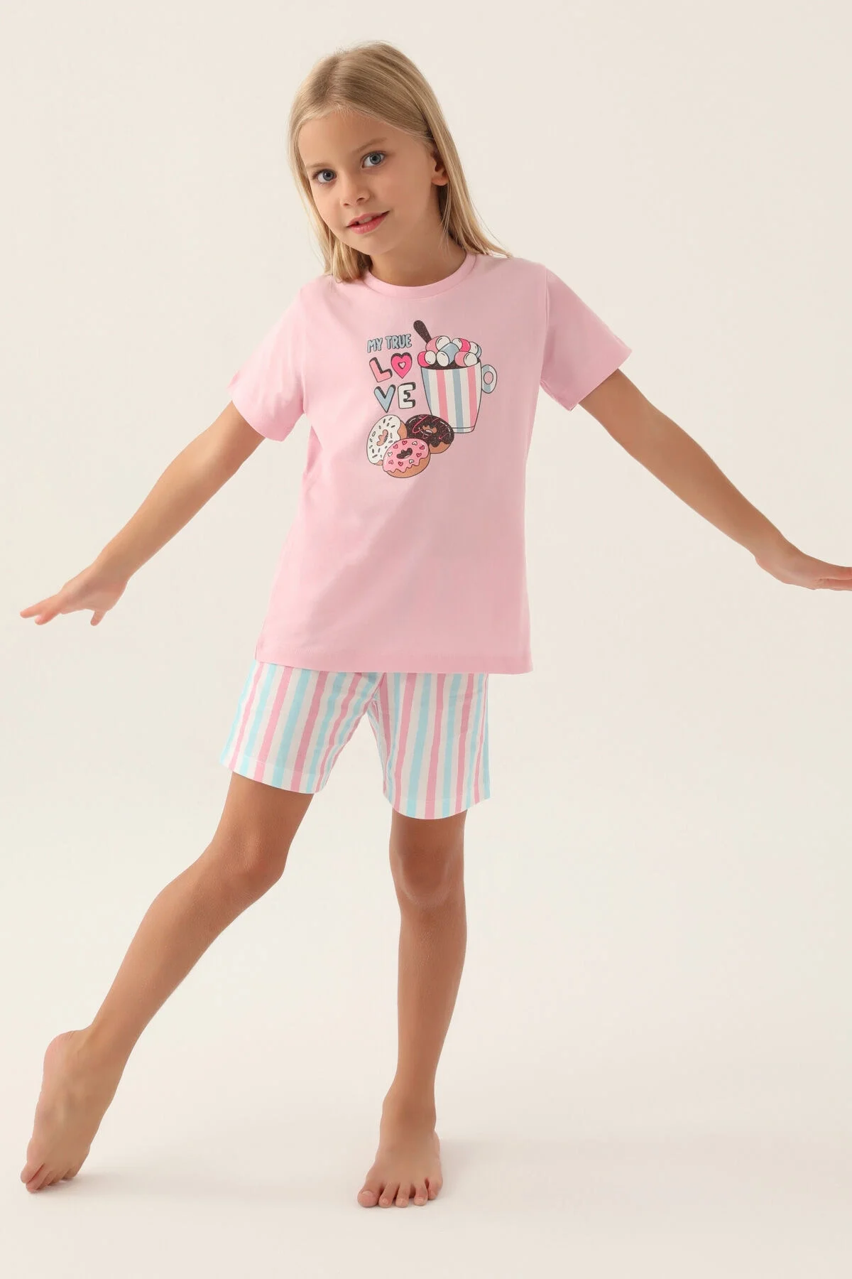 Arnetta kız çocuk pembe şort takım, şekerli desenli üst ve çizgili şort, çocuk iç giyim, yazlık pijama seti