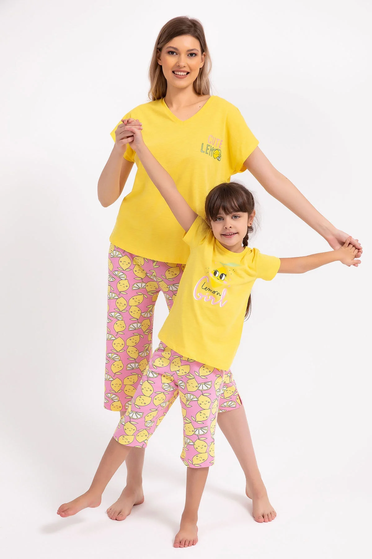 Sarı lemon desenli kız çocuk kapri takımı, Arnetta markası, eğlenceli ve renkli iç giyim seti, çocuk pijama takımı
