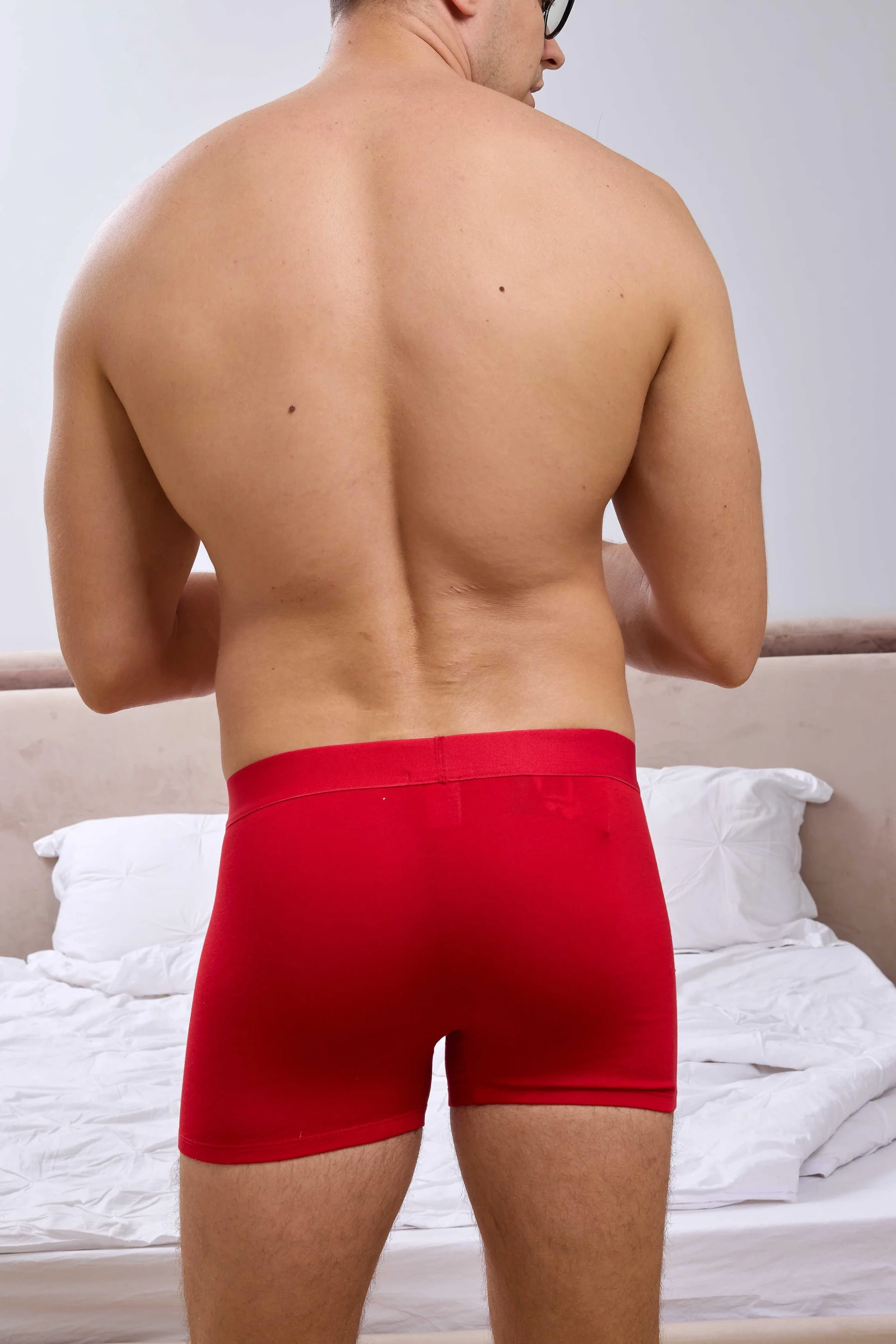 Erkek kırmızı bambu boxer, Darkzone markası, model ön görünüm, rahat kesim, yuvarlak etek, iç giyim