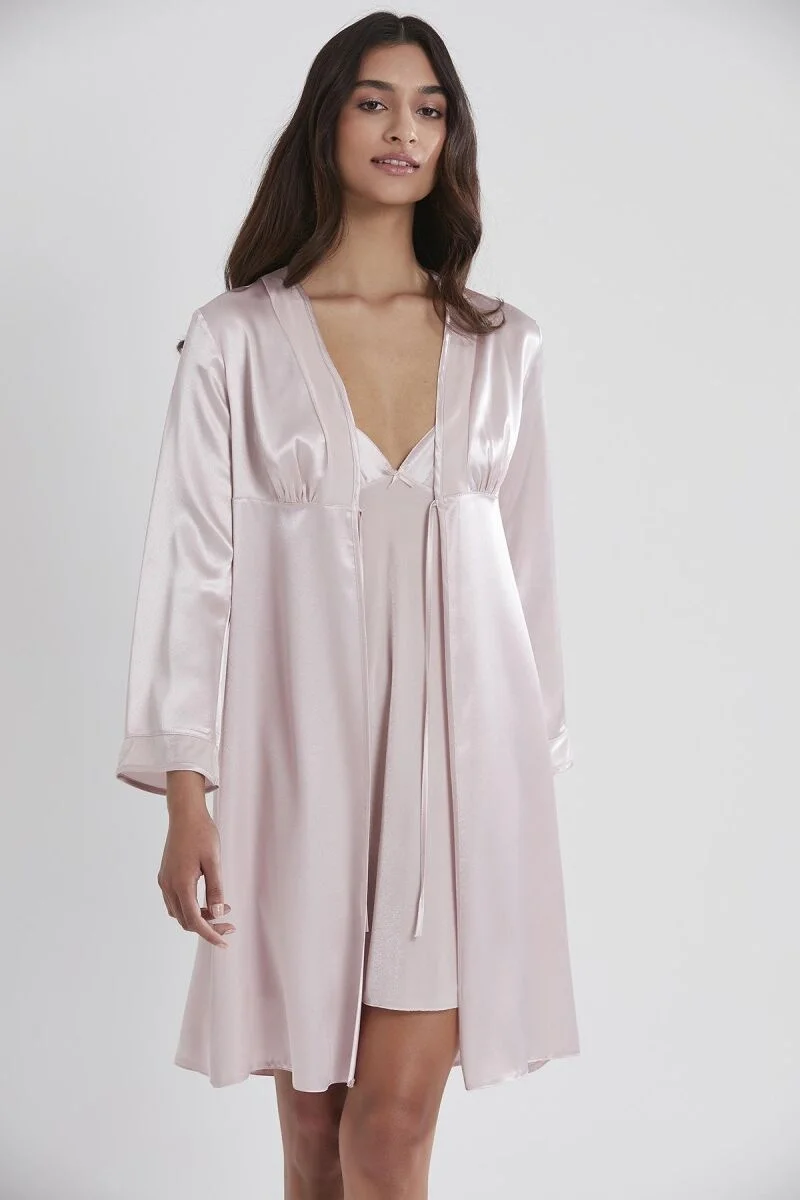 Pierre Cardin Kadife Saten Kadın Gecelik ve Sabahlık Takımı - 4040 Pudra Gecelik Sabahlık Takım Toptan