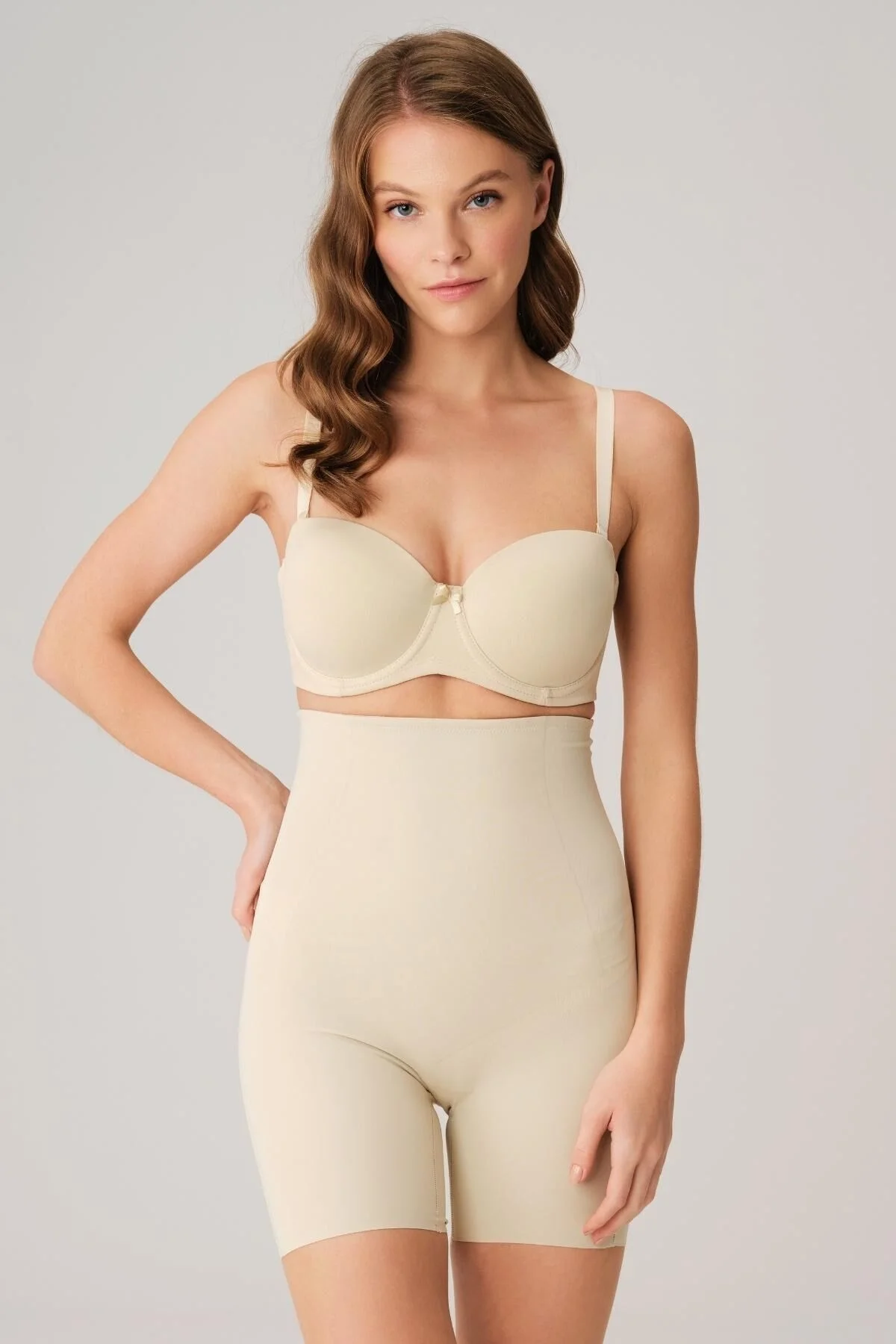 Anıl Kadın Mikro Kumaş Beli Yapıştırma Paçaları Silikon Bantlı Paçalı Sıkı Şort Korse (2848) Alt Korse Toptan