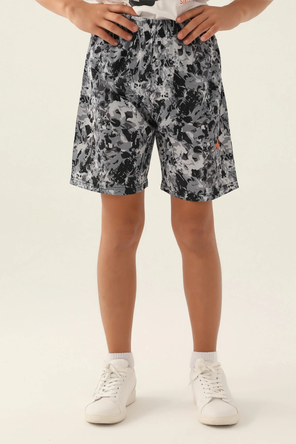 Arnetta Kappa Erkek Çocuk Siyah Şort Şort Toptan