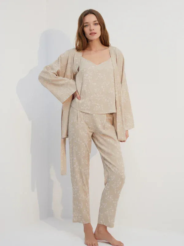Krem Rengi Çiçek İşlemeli Sabahlıklı Pijama Takımı 1717