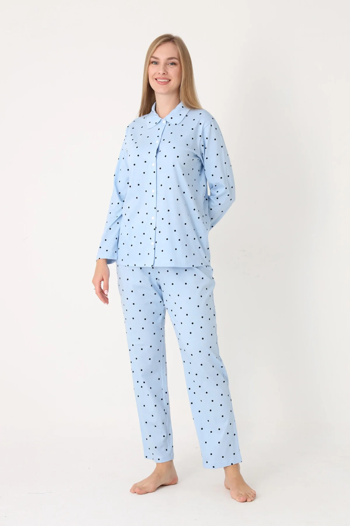 Mavi polka dot önden düğmeli pijama takım, Nbb marka kadın pijama, rahat uyku giysisi, ön görünüm