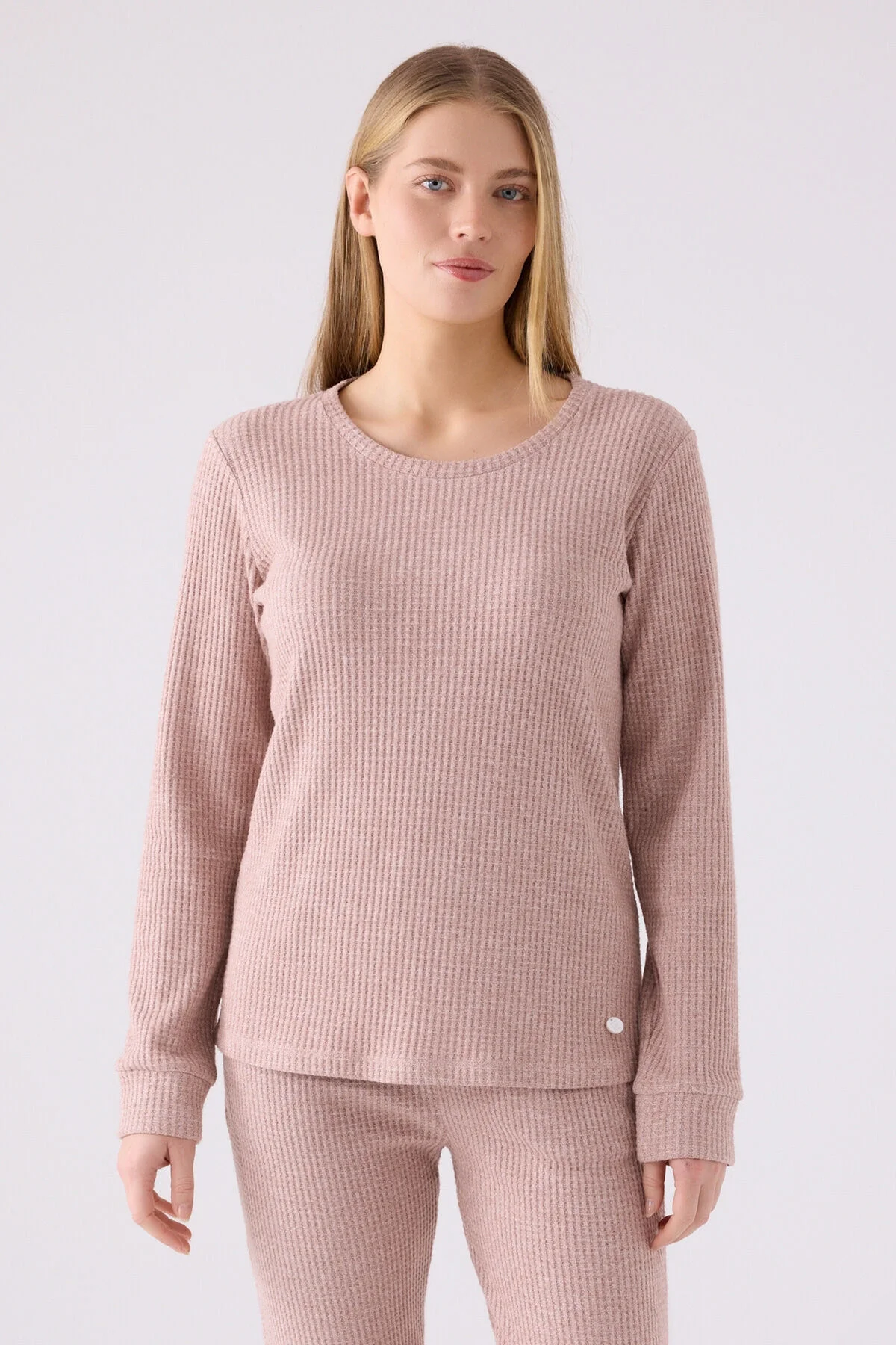 Pembe waffle dokulu kadın pijama takımı, uzun kollu üst ve pantolon, rahat ve sıcak iç giyim, Arnetta markası
