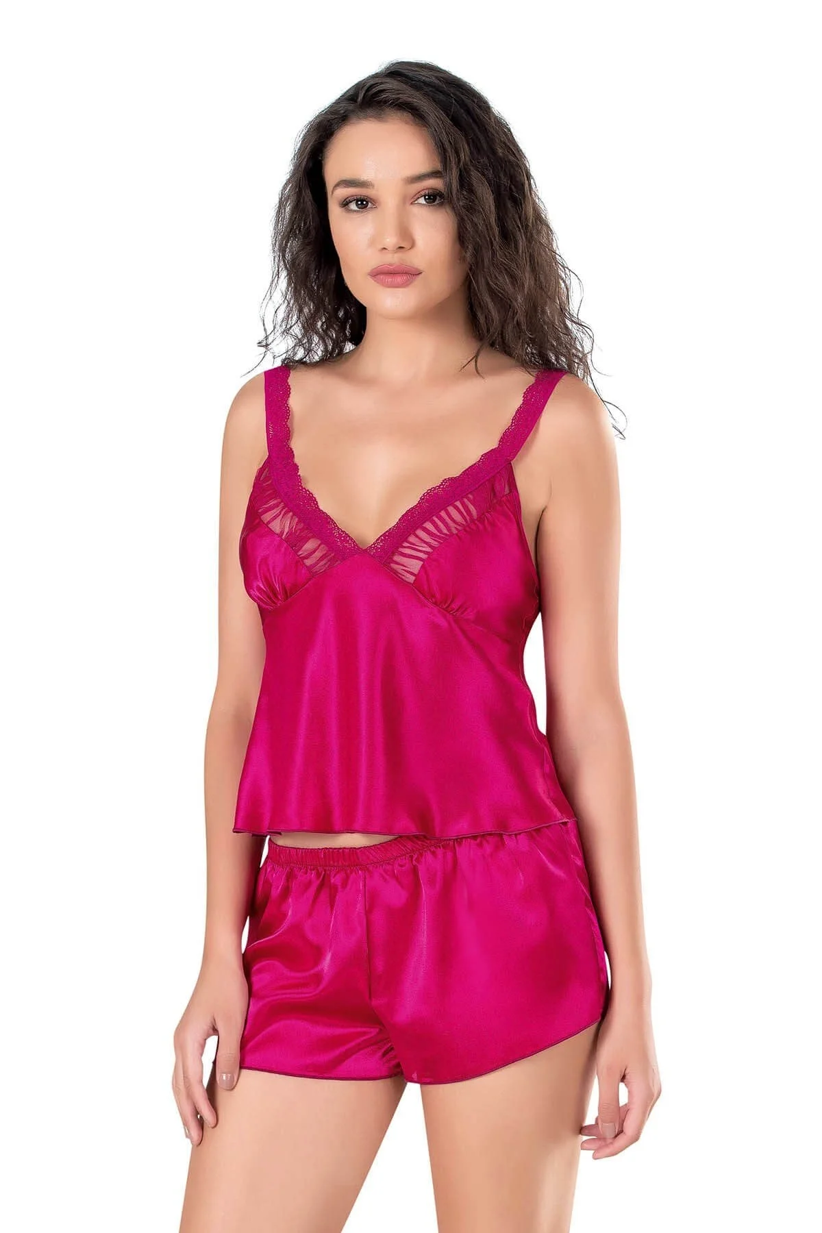 Primoda Vişne Saten Babydoll Şort Takımı 9130, Ahu marka parlak vişne rengi saten malzeme, dantel detaylı üst ve şort, kadın iç giyim