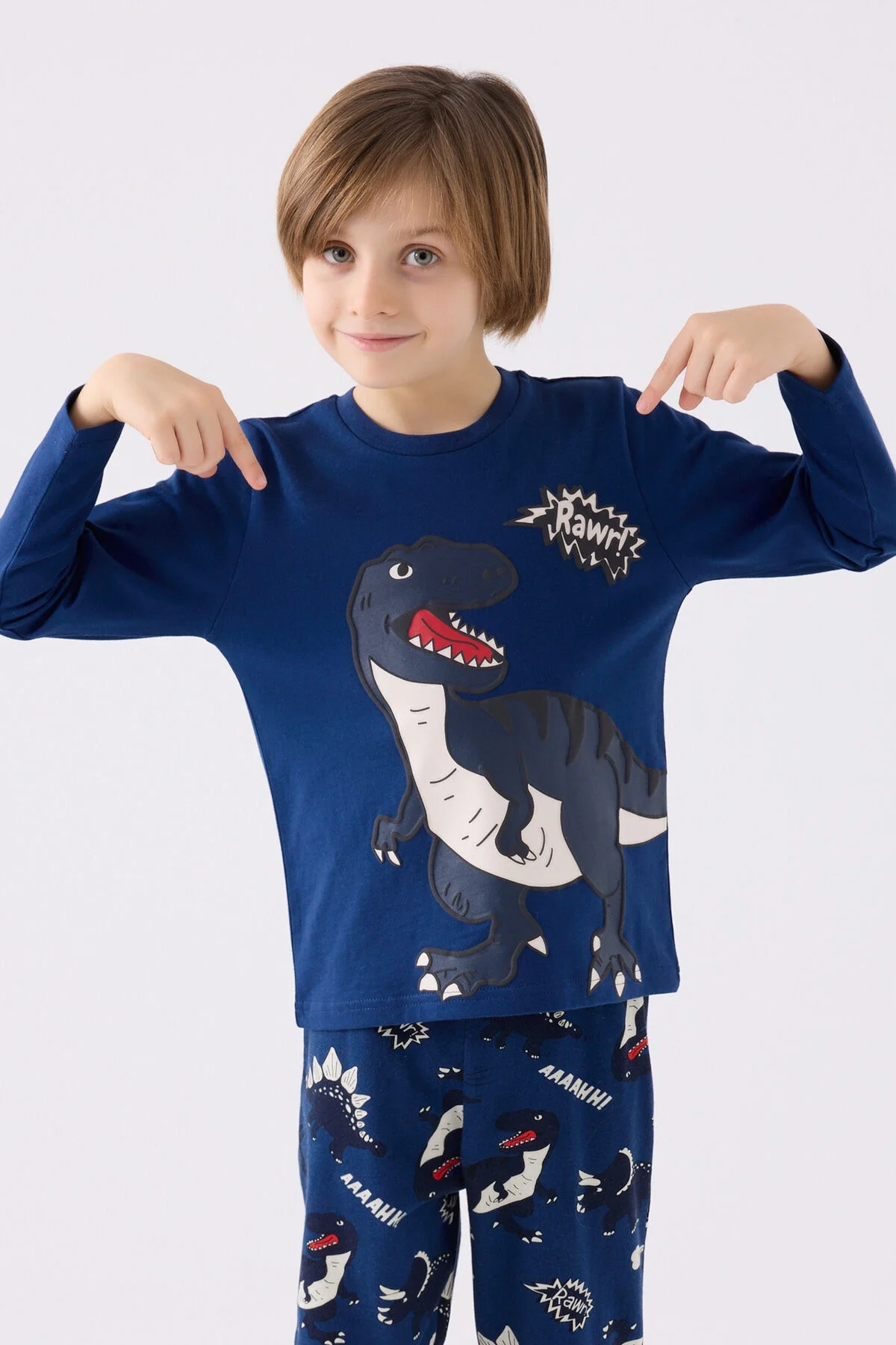 Lacivert dino desenli erkek çocuk pijama takımı, Arnetta markası, dinazor motivasyonlu uzun kollu üst ve pantolon