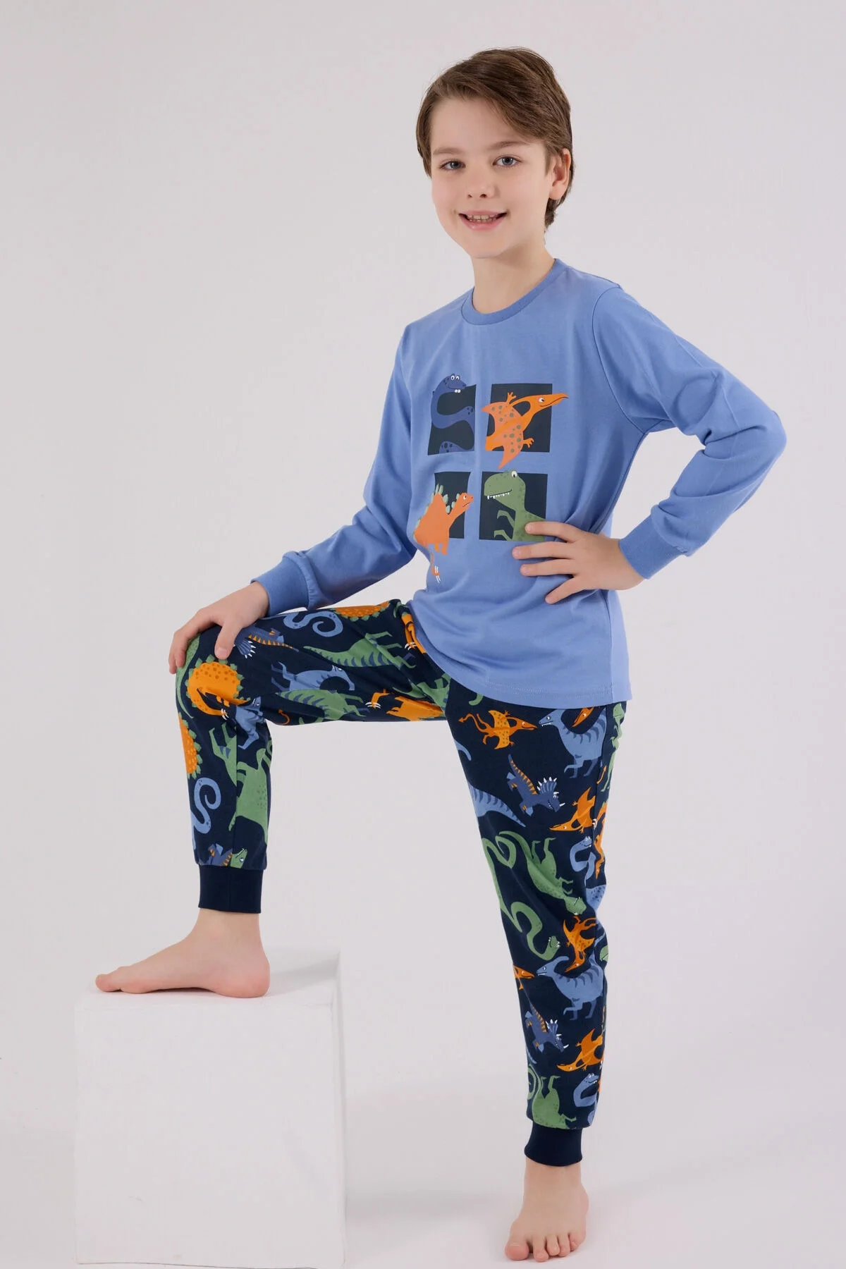 Mavi dino desenli erkek çocuk pijama takımı, Rolypoly marka, çocuk iç giyim, pijama seti, eğlenceli desen, çocuk pijaması
