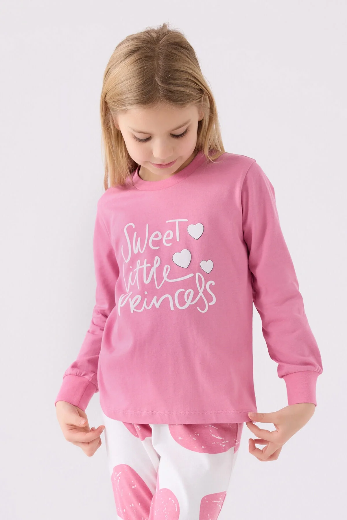 Pembe kız çocuk pijama takımı, Sweet Little Princess yazısı ve kalp desenli pantolon, Arnetta markası, çocuk iç giyim