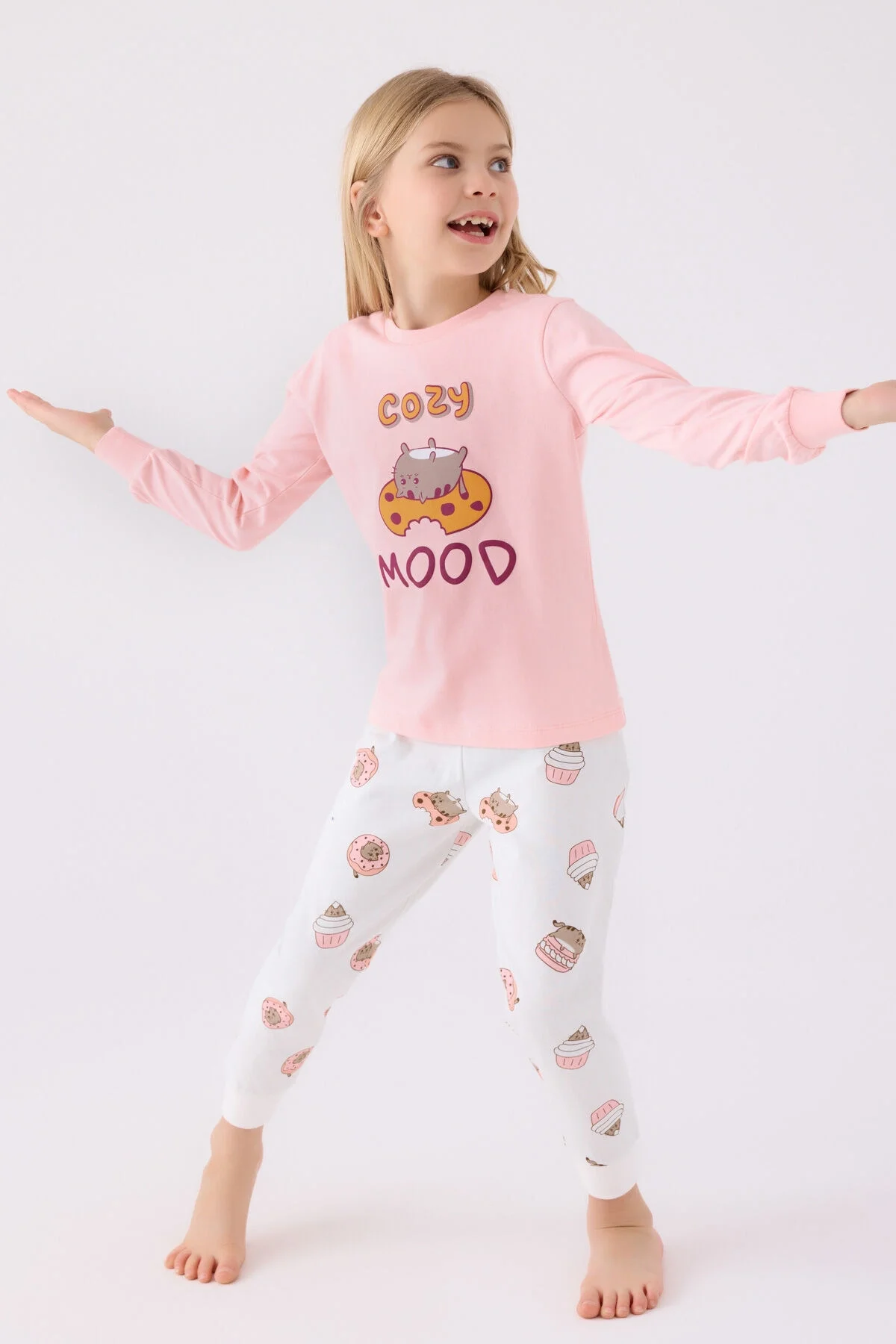 Pembe Pembe Pijama Takımı, Pusheen Kedi Desenli, Çocuk Pijama, Pijama Seti, Pijama Takımı, Pijama Çocuk, Pijama Kız Çocuk, Pijama Takımı