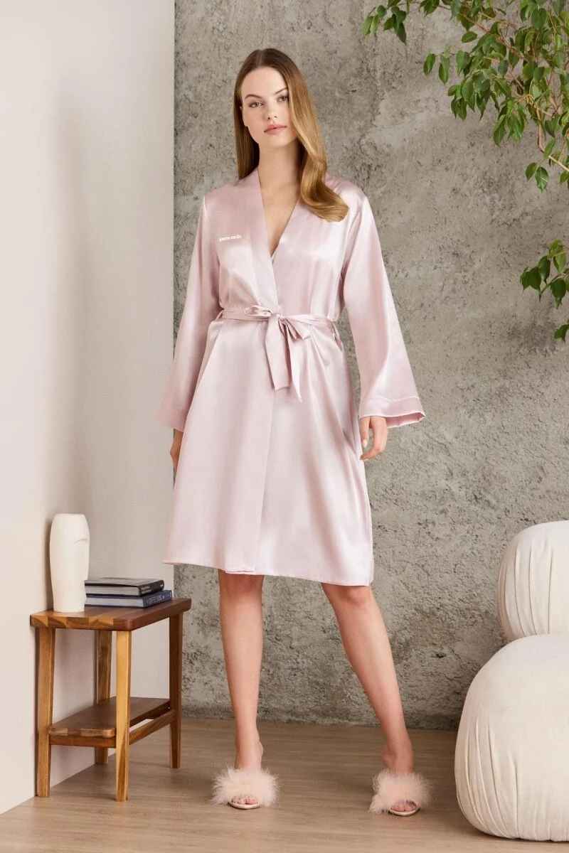 Pierre Cardin Saten BRIDE Kadın Sabahlık, 1000 Pudra, arka görünüm, dantelli, krem rengi, kumaş detaylı, gecelik ve sabahlık kategorisi