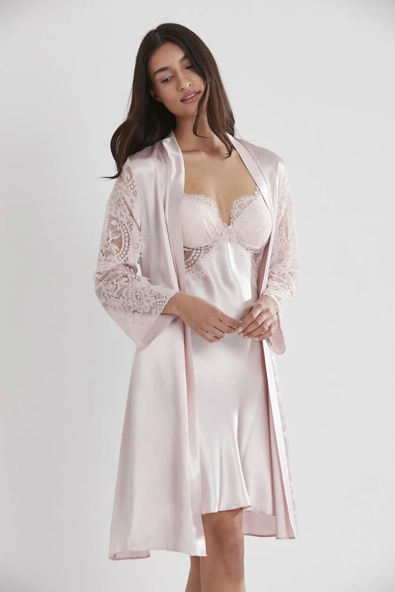 Pierre Cardin Saten Dantelli Kadın Gecelik ve Sabahlık Takımı - 4025 Pudra Gecelik Sabahlık Takım Toptan