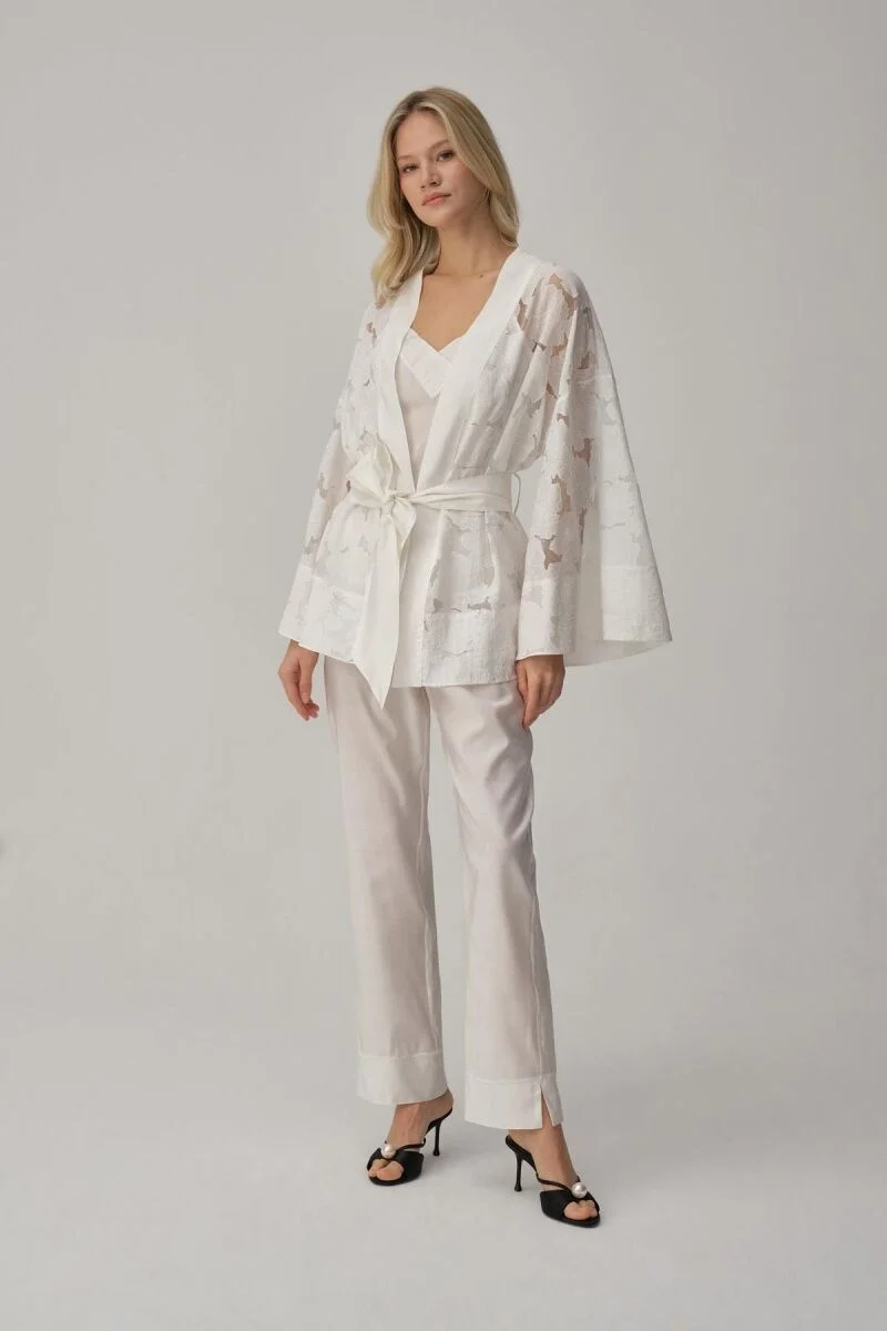 Vegan İpek Kimonolu Pijama Takımı, Ivory Renk, Pierre Cardin, Kadın Pijama, Dantelli Detaylı, Beyaz, Kıyafet Modeli