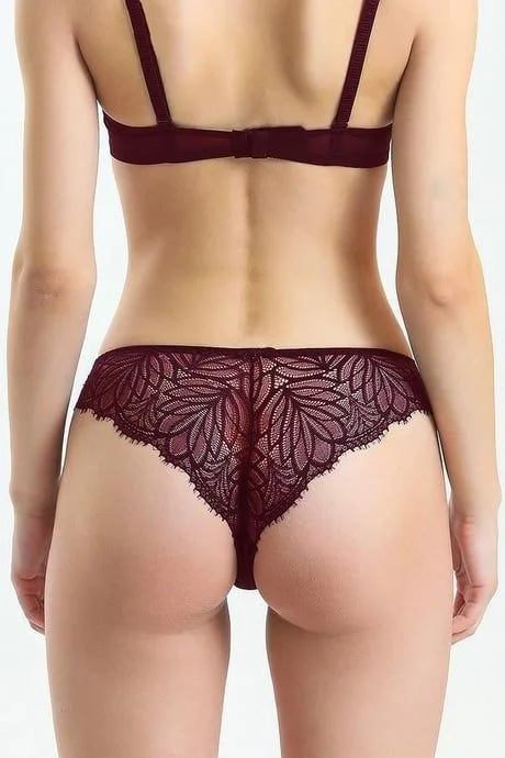 Taşlı dantelli kırmızı külot, Cossy By Aqua marka kadın iç giyim, normal külot modeli, dantel ve taş detaylı