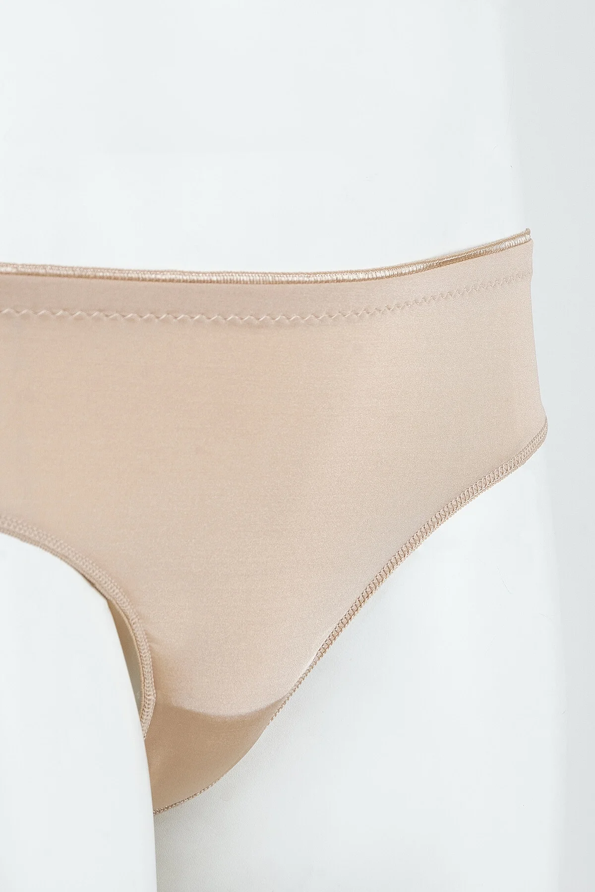 Ten Rengi Luna Brazilian Külot, Nbb marka kadın iç giyim, minimalist tasarım, yumuşak dokulu, ön görünüm
