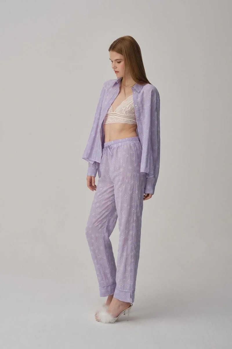 Lilac rengi dantelli braletli vegan pijama takımı, Pierre Cardin markası, kadın iç giyim, ince desenli uzun pantolon ve bluz