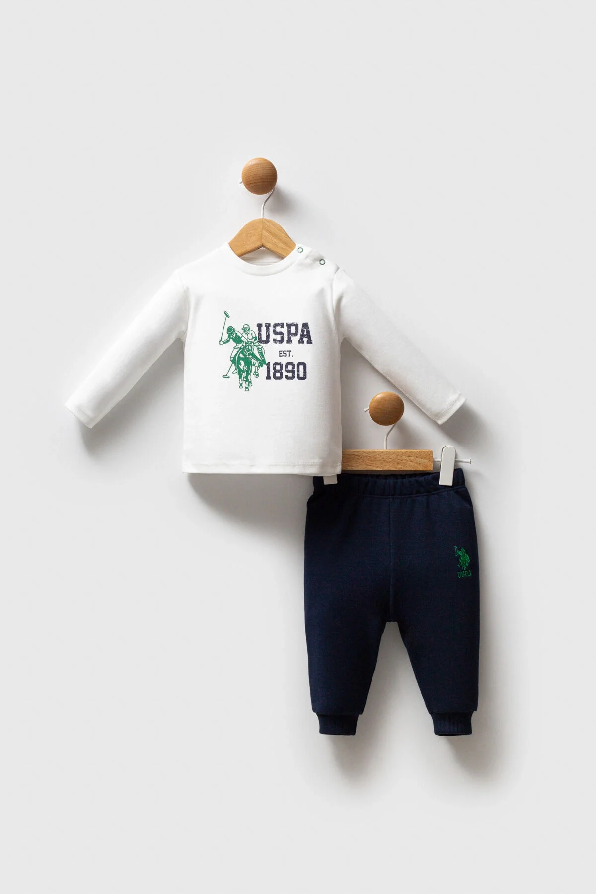 U.S. Polo Assn Erkek Bebek Lacivert Takım, koyu mavi kapüşonlu ceket ve pantolon, yeşil detaylı, marka logosu, bebek giyim seti