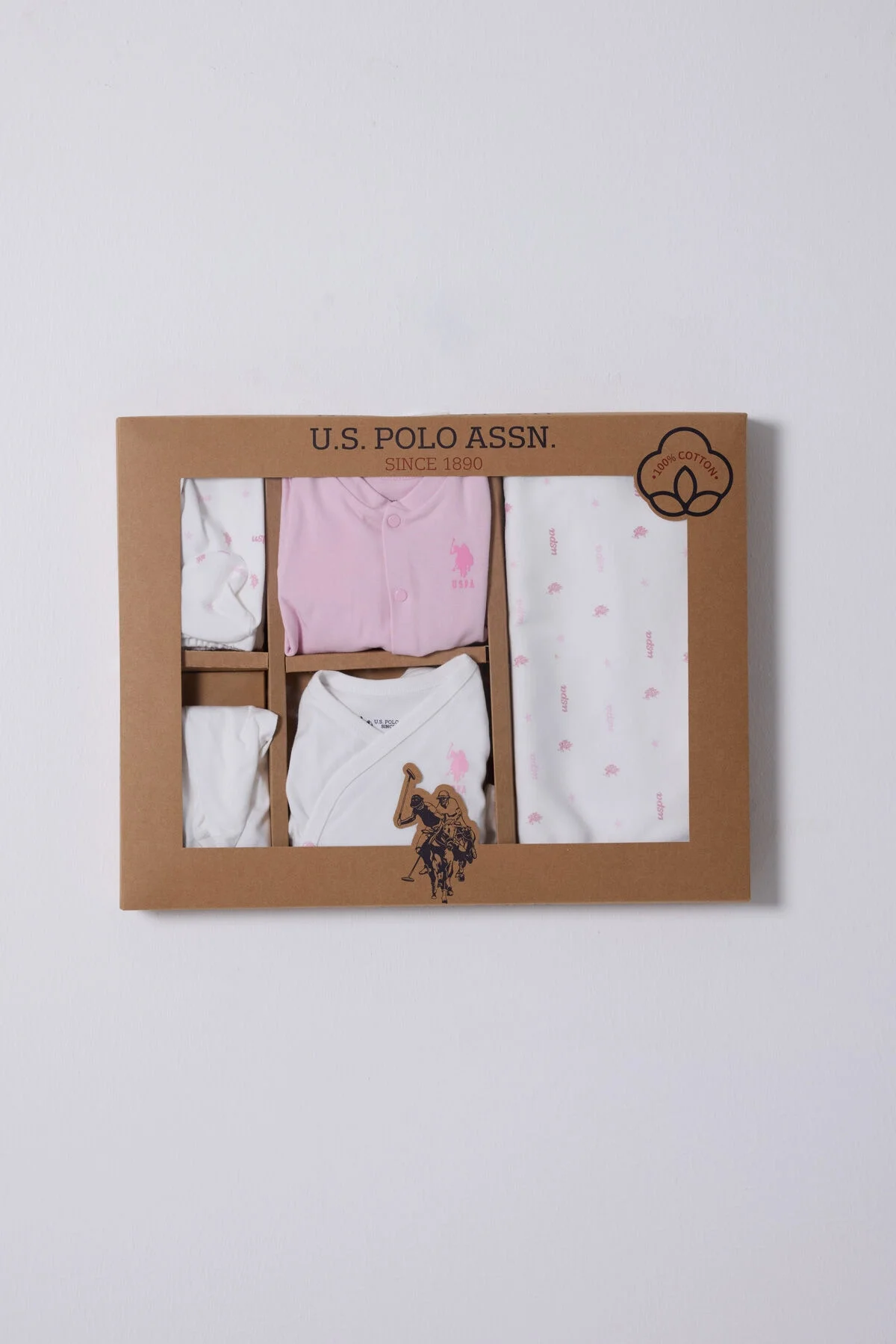 U.S. Polo Assn Kız Bebek Beyaz Hastane Çıkışı, Arnetta marka bebek giyim seti, pembe desenli pijama ve yatak örtüsü