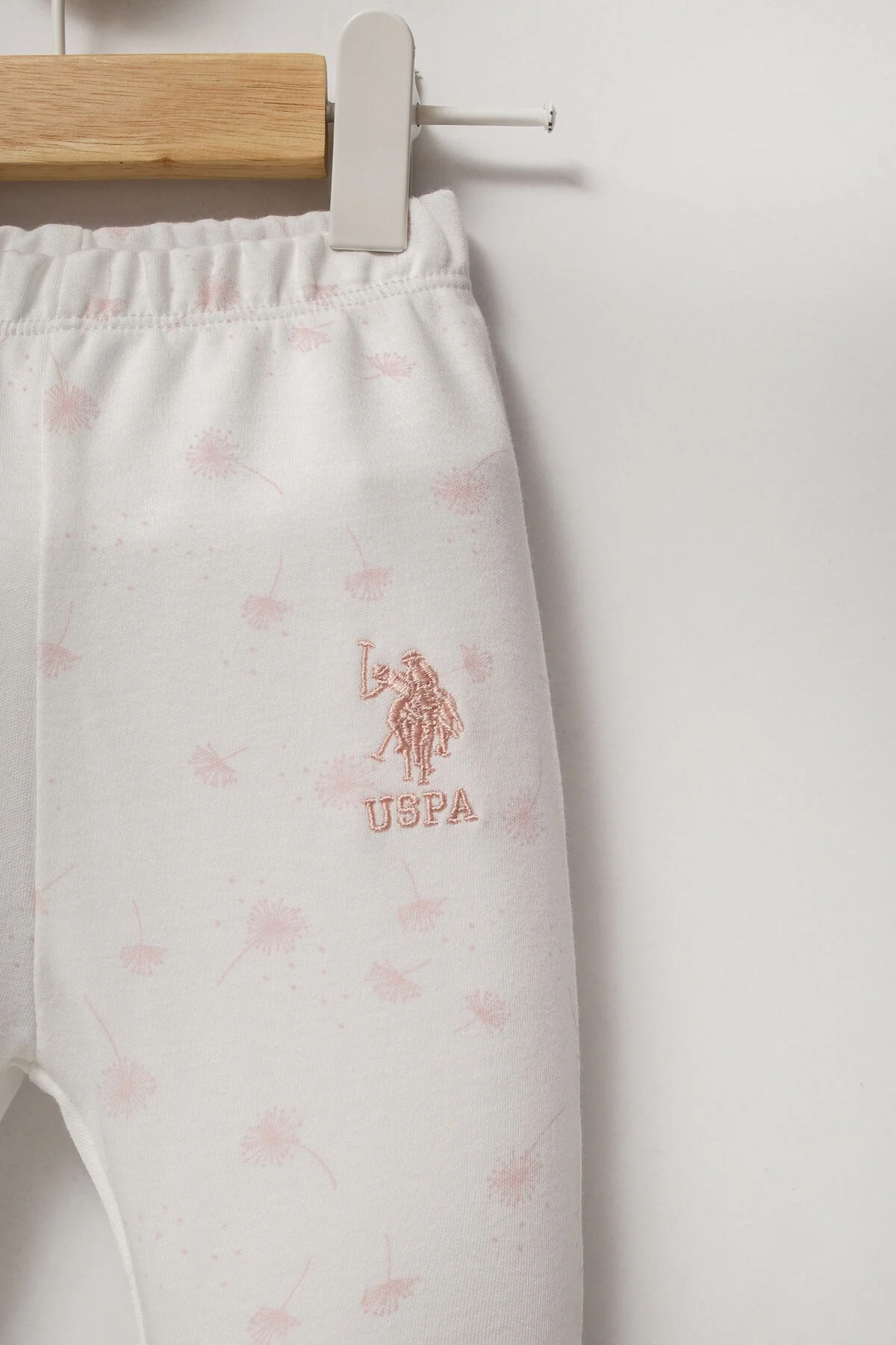 U.S. Polo Assn Kız Bebek Beyaz Takım, pembe çiçek desenli uzun kollu tişört ve pantolon, bebek giyim seti, Arnetta markası