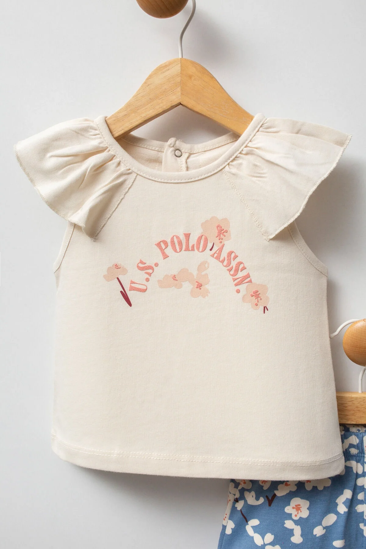 U.S. Polo Assn Kız Bebek Krem Takım, mavi çiçek desenli kısaltma pantolonlu, bebek giyim seti, arnetta marka