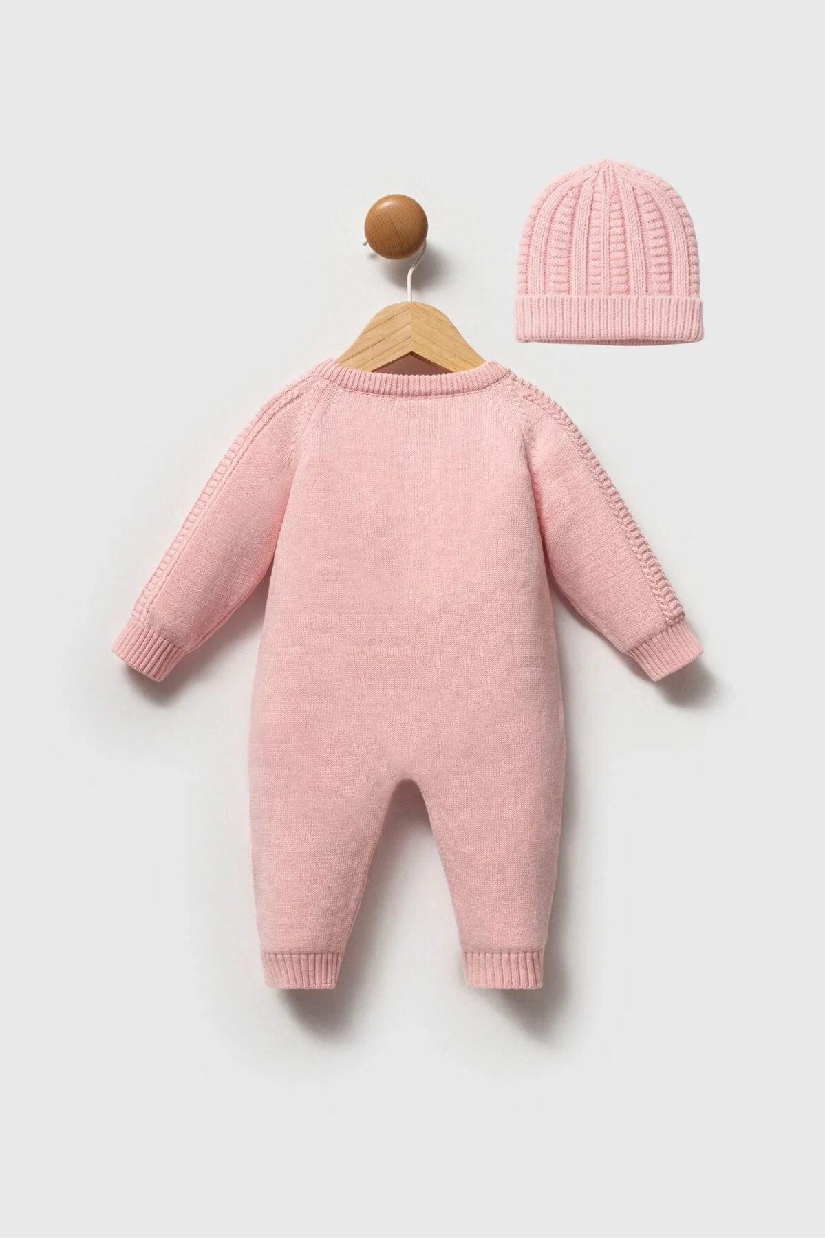 Pembe U.S. Polo Assn Kız Bebek Tulum ve Şapka Seti, örgü detaylı, düğme kaplı, bebek giyim seti