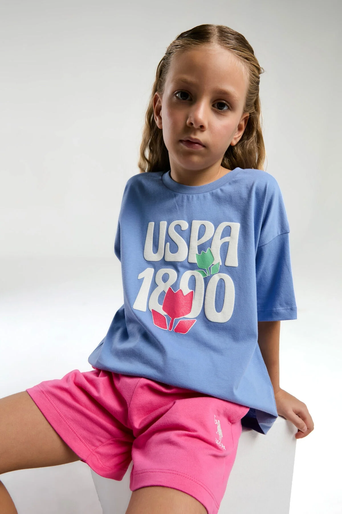 Mavi USA Polo Assn kız çocuk şort takım, 1890 logosu, pembe şort, çocuk giyim, marka ürün, ön görünüm