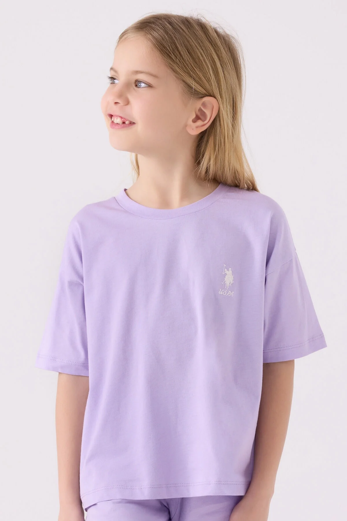 Mor U.S. Polo Assn kız çocuk Bermuda takım elbette, marka logosu ile spor ve günlük giyim için ideal
