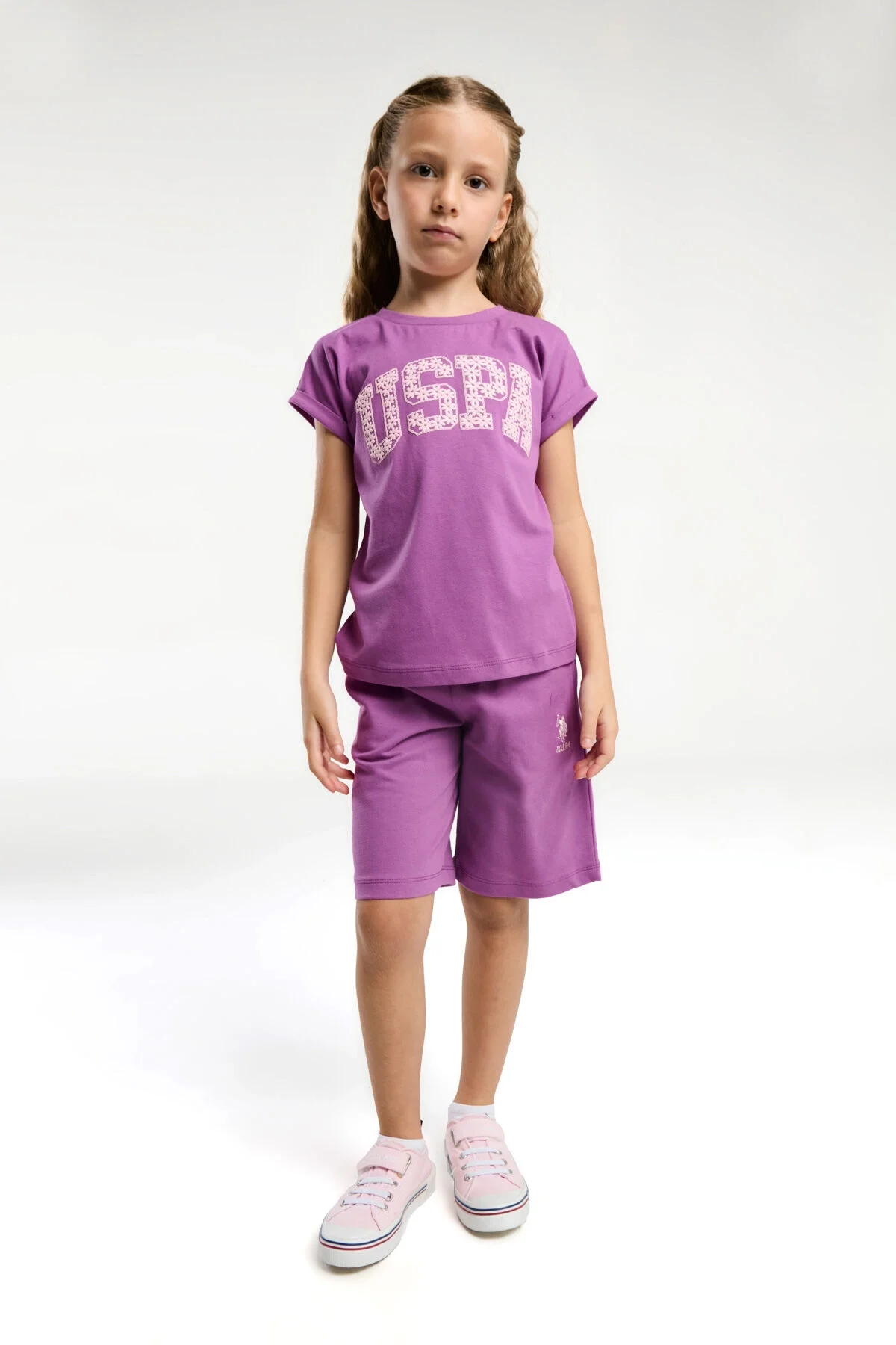Mor U.S. Polo Assn kız çocuk Bermuda takım elbette, ön ve yan görünüm, marka logosu ile çocuk giyim